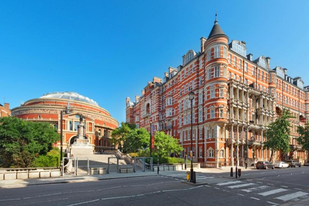 2 Bedroom Apartment Londra Exterior foto
